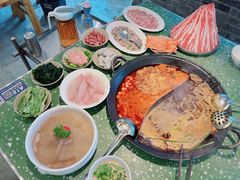 -五里关火锅(上海鑫耀·光环Live店)