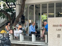 -Roast8ry Coffee Lab