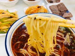 -陆元丰·兰州纯汤牛肉面(自强西路店)
