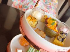 -亚龙湾喜来登·美景台大堂吧