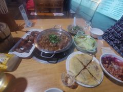 -大众跷脚牛肉馆·非遗传承单位(峨眉山店)