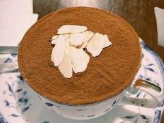 -Café Monson