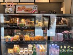 -星巴克(西藏路店)