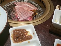 -山川小町·极番烧肉(新地假日广场店)