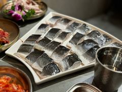 -围炉肉舍丹东海鲜烤肉·烤活鳗(步行街店)
