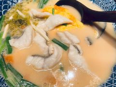 招牌黄鱼面-荣家黄鱼面(前滩太古里店)