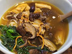 野山菌土鸡米线-云味馆·云南菜·云南米线(景田店)