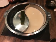 -我那覇豚肉店(カフーナ旭橋店)
