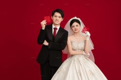 -雪中彩影婚纱摄影·微光艺术中心