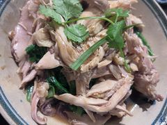 -Cuc Gach Quan Restaurant