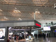 -日上免税店(三径路t3店)