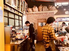 -TIMO COFFEE 阿拉校园面包