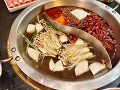 -沸炉重庆老火锅(军事博物馆店)