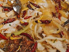-渔语鱼酸菜鱼新川菜(来福士店)