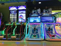 -爱玩嘉年华(江北一店)