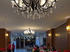 -鹏城人家海鲜酒家·23年老字号(较场尾店)