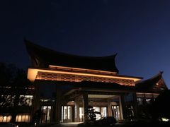 -七彩云南古滇温泉山庄