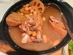 星湖莲藕煲花生-五稻厨房粤西菜(新闻店)