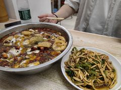 酸菜鱼配米饭-黑皮酸菜鱼(绣花巷店)