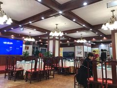 大堂-六和聚传统烤鸭.天津菜(和平店)