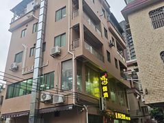 -南沙辉记烧鸡·荔枝木炭火吊烧(旧镇店)