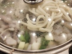 虾仁辣炒章鱼锅-蚂蚁家辣炒章鱼(海云台店)