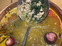 -洱火云南酸菜牛肉火锅(石景山当代商城店)