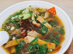 牛杂粉丝汤-牛百岁