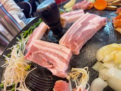 -豚豚家돈돈가韩国锅盖烤肉(新北万达店)