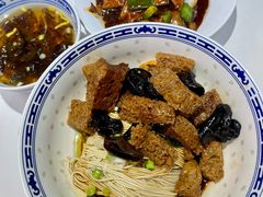 -鲁达面馆本帮风味(共康东路店)
