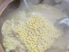 三鲜华丰伊面-威邵鸡煲(西华路总店)