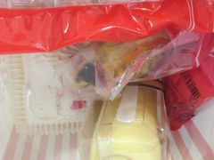 -红宝石·鲜奶小方·海派西点房(莘庄龙之梦店)