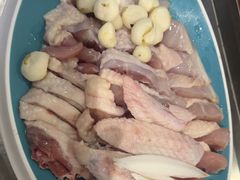 原味椰子鸡&nbsp;半只-探窝·竹笙椰子鸡(杨箕店)