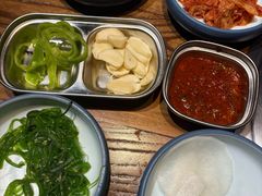 -明洞阿姨·韩式酱蟹烤肉·创意料理(三元桥店)