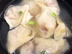 三鲜大馄饨-万寿斋(山阴路店)