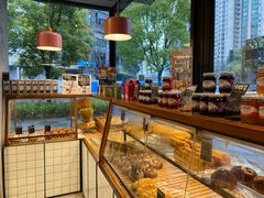 -Dough&Joe团憩(瑞虹天地月亮湾店)