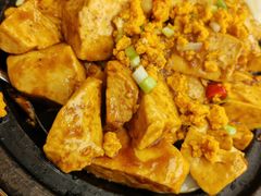 石锅海胆豆腐-品海楼·大连海胆锅贴馆(东港店)