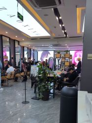 -藤野造型烫染·漂发