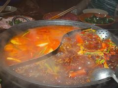 -周小明火锅(黑金冠社区店)