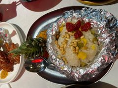 松子果仁菠萝饭-龙猫意杯花园餐厅(芙蓉湖店)