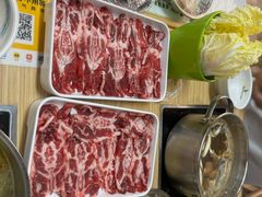-杨老板·海鲜集市火锅·鲜切牛肉(中防万宝店)