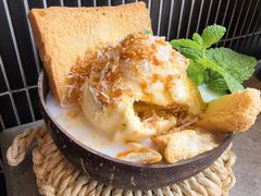 -饱嗝·小炒云南菜·见手青乌鸡汤锅(来凤街国创园店)