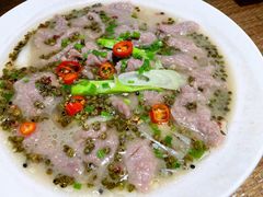 花椒嫩牛肉-渝信川菜 · 川味家常菜(长安店)
