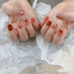 -悦指间美甲美睫