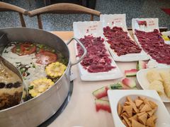 -牛缘村·贵州黄牛肉火锅(西善桥店)