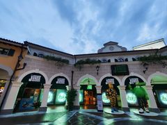 -佛罗伦萨小镇广佛名品奥特莱斯(疏港路店)