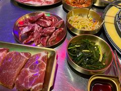 -釜山火炉·海鲜烤肉(紫藤路店)