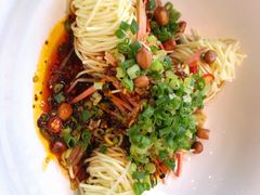 -有红鸡毛店·川菜(建设路店)