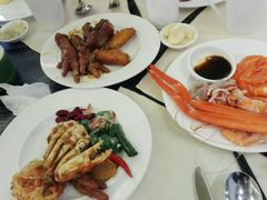 -东方红海鲜百汇(国际大厦店)