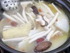 -花苑美食横琴生蚝火锅(拱北粤华路店)